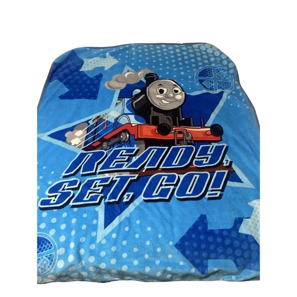 Lot Of 6 Thomas The train, A Plushie, Three  Books, DVD And Blanket - Picture 2 of 6